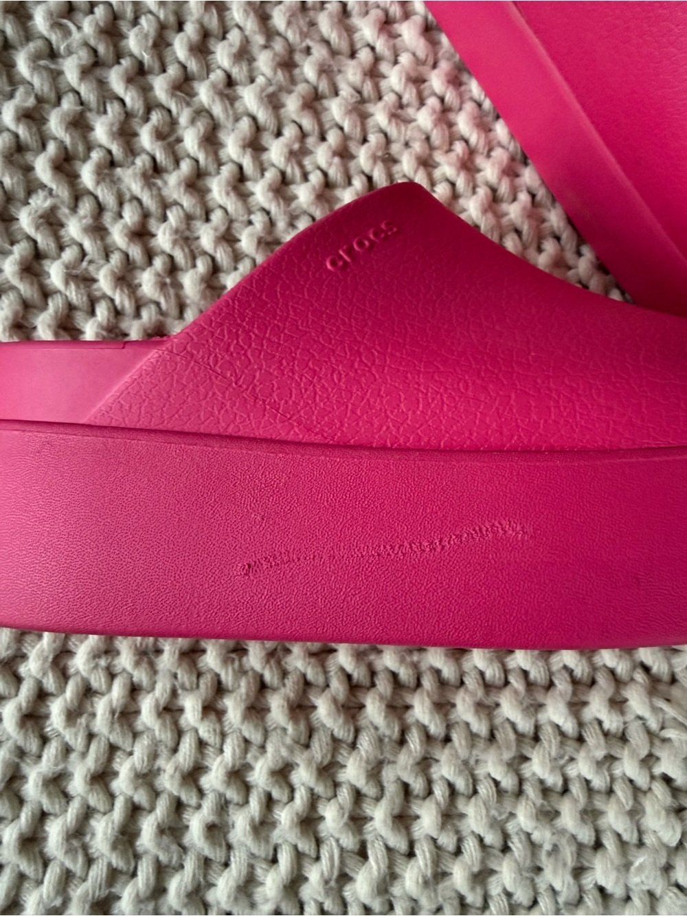 Dylan Platform Crocs - Picture 6 of 6